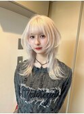 ホワイト