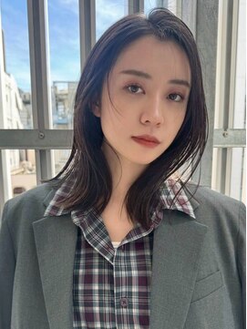 ベイルーム(BAYROOM by HONEY omotesando) ミディアムレイヤーカット/ヘイリーボブ/オリーブグリーン1