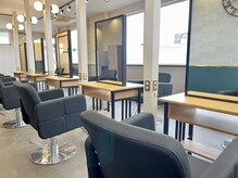 アグ ヘアー リアン 八戸店(Agu hair lien)