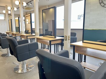 Agu hair lien 八戸店【アグ ヘアー リアン】