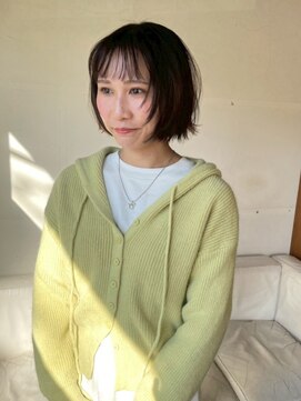 タヴィ(Tavi) 外ハネボブの顔周りレイヤー/ボブレイヤー/レイヤーボブ/ボブ