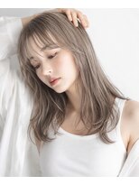 エマ(EMMA) 顔まわりレイヤー×透明感グレージュ