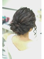 リサ 恵比寿(risa.)&nbsp;波ウェーブのルーズアップ