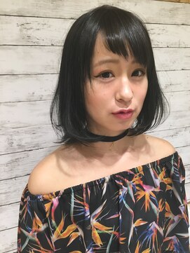 ヘアーラウンジトリップ(hair lounge TRiP) ショートバングが大人可愛いワンカールボブ