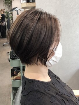 ゼスト クレス(ZEST Cres) 大人ショートボブ【立川 ZEST CRES 吉岡俊】