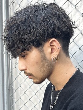 フィフス トウキョウ (fifth TOKYO) 波巻きパーマ波巻きスパイラルパーマツイストスパイラルパーマ