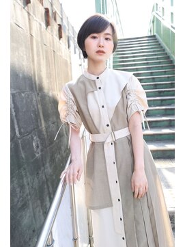 ウフアンビアンス(Oeuf.ambiance) ショート×ベージュ