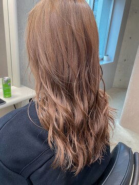 エウペ 渋谷(WEUPE) 斜めバング/グレージュカラー/デザインカラー/シルキーベージュ