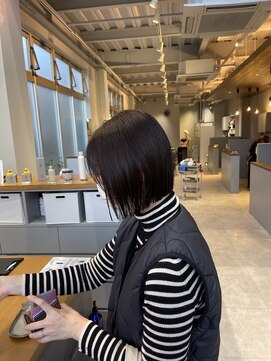 エマピボット 中川本店(EMA PIVOT) パツっとミニボブ