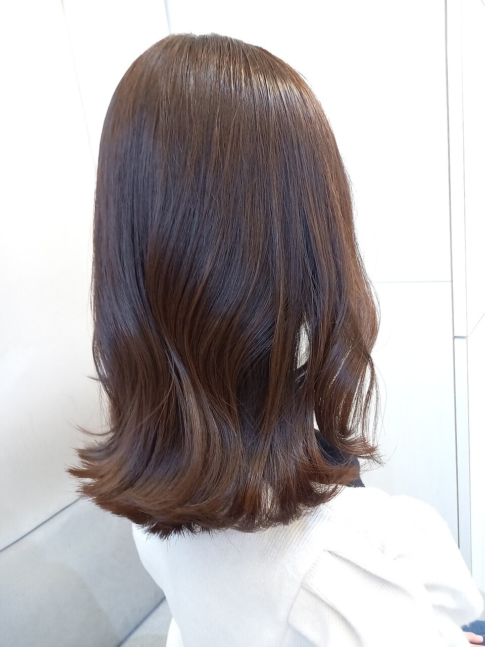 上品なココアブラウン×38ミリワンカール外ハネ：L202326353｜アナ