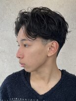 ビスクヘアデザイン(bisq hair design)&nbsp;センターパート　マッシュ　グレージュ　パーマ　ブリーチ