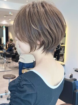 アンド ストーリーズ(&STORIES) 前下がりショート/前髪/絶壁解消/小顔効果/30代/40代【橋本】