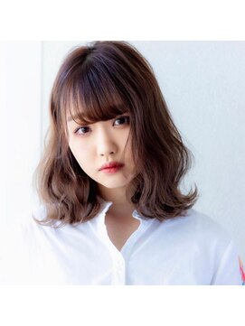 ヘアーアンドメイク アビディング(hair&make abiding) 外ハネ