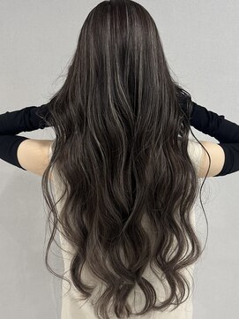 ラルガ 黒崎(Raruga) ハイライトカラーミルクティーベージュレイヤーカット