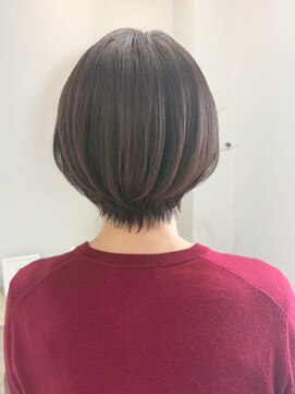 ロッカ(ROCCA) オリーブグレーコンパクト丸みショート