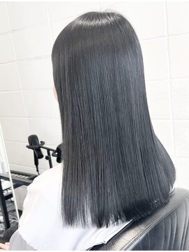 ココ 本八幡(KOKO) #黒髪#小顔#クラゲヘアー#オリーブグレー#ココアベージュ#美髪