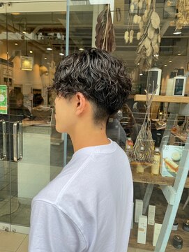 ココロカラ(Cocorokara) ツーブロック　ツイストスパイラルパーマ　メンズパーマ