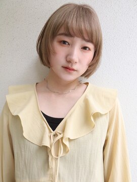 ブゾン(buZon) 【buZonブゾン】レイヤーボブ×シアベージュ