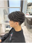 センターパート フェザーショート