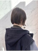 ゆるく動くラフなボブ