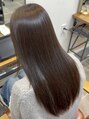 ミイロ(miiro)&nbsp;透明ツヤ感ベージュカラー！[レイヤーカット/ショート/ブリーチ]