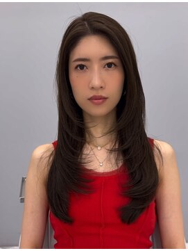 ヴァイス 新宿店(VAICE) 大人レイヤーカット/センターパート/ブリーチなしカラー