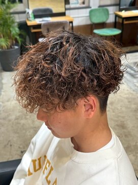 ジェットブラックキューサンロク(JET BLACK 936) JB流【柔らかさを極めたプードルパーマ】