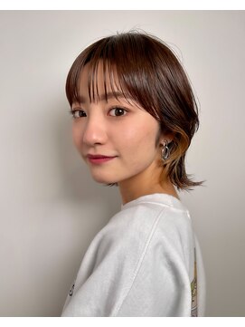 ブルートマト(BLUE TOMATO) 20代30代透明感ショコラググレージュ×くびれミディ春カラー