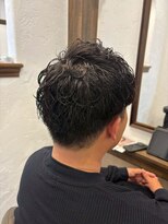 アミリー ひたち野うしく店(Amily)&nbsp;ハイライトメンズニュアンスパーマツイスト波巻きツイスパ20代