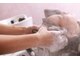ファクトリーファイブ(Factory5)の写真/忙しい毎日に潤いを。仕事帰りにも施術できる当店で、カットとカラーのヘアケアを◎