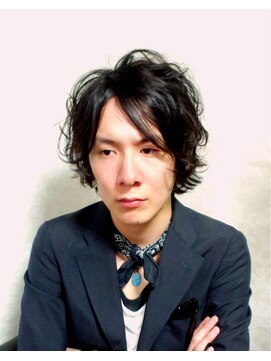 モグヘアー(mog hair) ロック感を出したゆるウェーブ♪