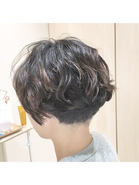 ナノハナ 鹿沼で唯一本格ヘッドスパが出来る美容室　大人ショート