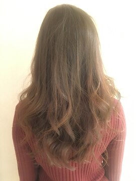 ロンド 銀座(Lond) ふわふわロングウェーブ 担当川瀬賢翁