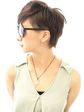 バース(BIRTH) 天神【ＢＩＲＴＨ】大人ノーブルショート