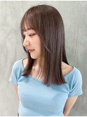 グレージュロング_くびれヘアビタミンカラー_ba337391