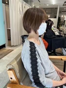 ヘアーザラブズラフズ オーガニカ 北九州(HAIR THE LOVES LAUGHS ORGANICA) 脱白髪染めハイライトベージュ大人美人ショートボブ＊
