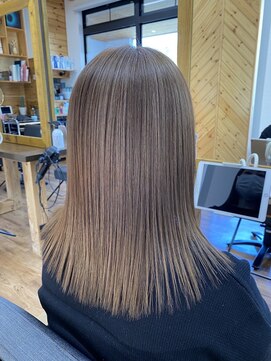 ルッカヘアガーデン バイ ラッシュゴールド(RUCCA HAIR GARDEN by LUSH GOLD) ミルクティーグレージュ