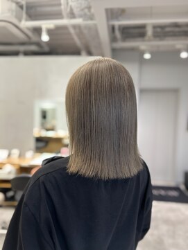 アヴァンス 京橋店(AVANCE) グレージュ