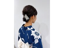 ジラ ヘアアンドメイク(girra HAIR&MAKE)