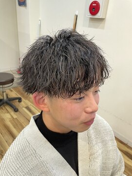 スウェル 稲毛店(Swell) サーフカール/フェザーパーマ/ブルーブラック/稲毛駅/眉毛