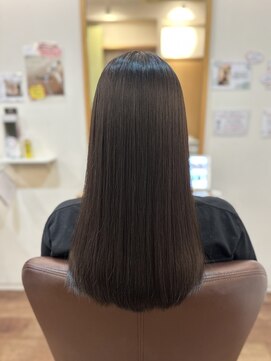 フリージア(freesia) 髪質改善/艶髪ロング/ヘッドスパ