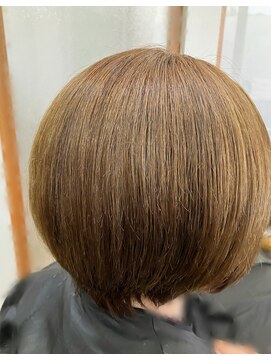 ナチュラルベージュ