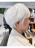 ★前下がりハンサムショートボブパーマ30代40代50代白髪ぼかし1