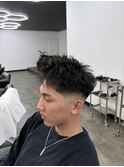 スイングショート×スキンフェード