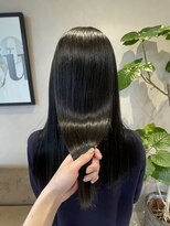 スリー(Three)&nbsp;【髪質改善トリートメント】