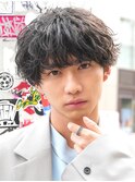ラウンドマッシュニュアンス波巻きツイストシャドウサーフカール