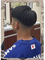 アモーレ&nbsp;ミドルフェード・ストレートマッシュ