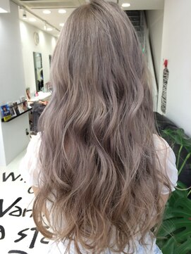 ラ キング(LA KING) 【LA King】 gray beige~外国人風~