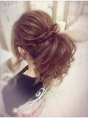 サイド編み込みポニーテール