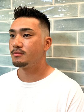 サンディーズバーバーショップ(Sandees) カリフォルニアアップバング